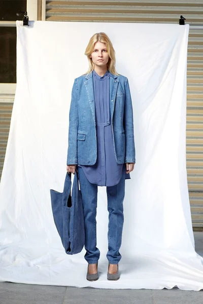 Look 12